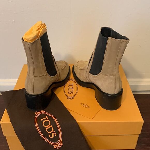 Tod’s tronchetto leather  upper/ leather lining Chelsea boot size EU 35,5, US 5 - Picture 7 of 13